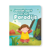 Jannah leert een kinderboek met een illustratie van een meisje in een kleurrijk landschap
